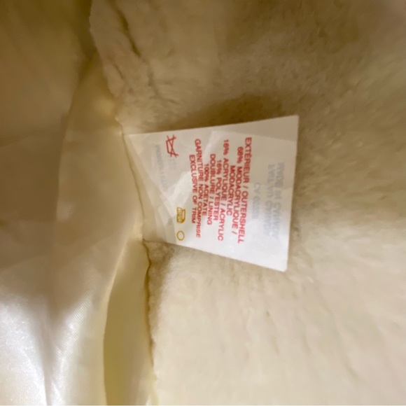 Cream A-Shaped Coat - Size S/M - Picture 7 of 7